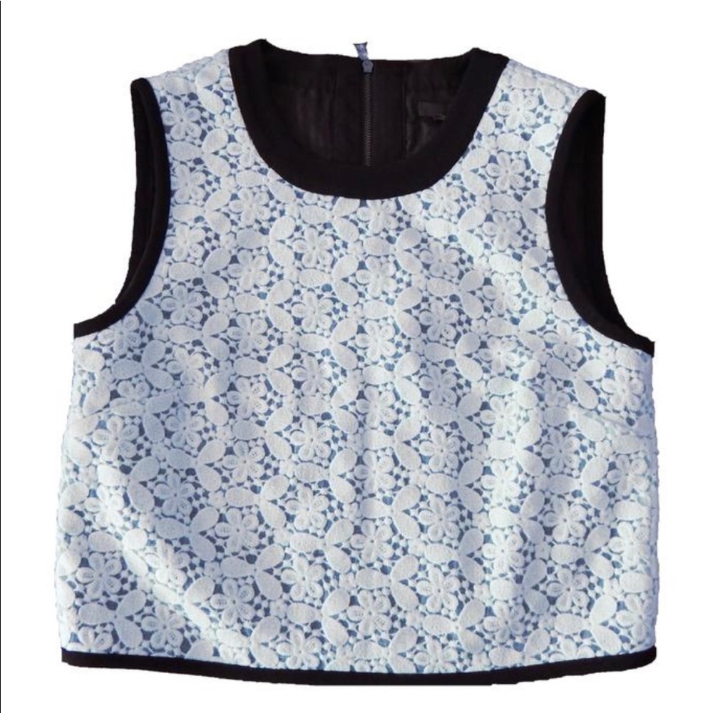 Tibi Lace Crop Top. XS. Size 0. Sleeveless top.